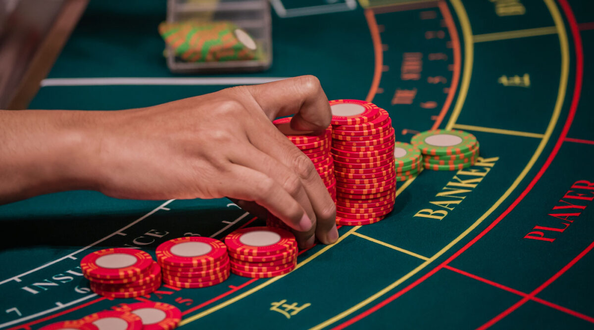 Luật chơi game Baccarat tại AW8